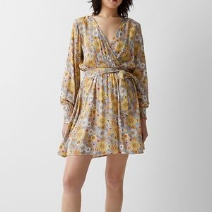Pastel multicolor flowers long sleeves belted crossover dress NWT